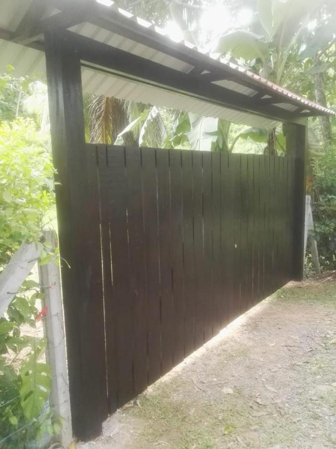 Casita Amarilla Villa Cahuita Exterior foto